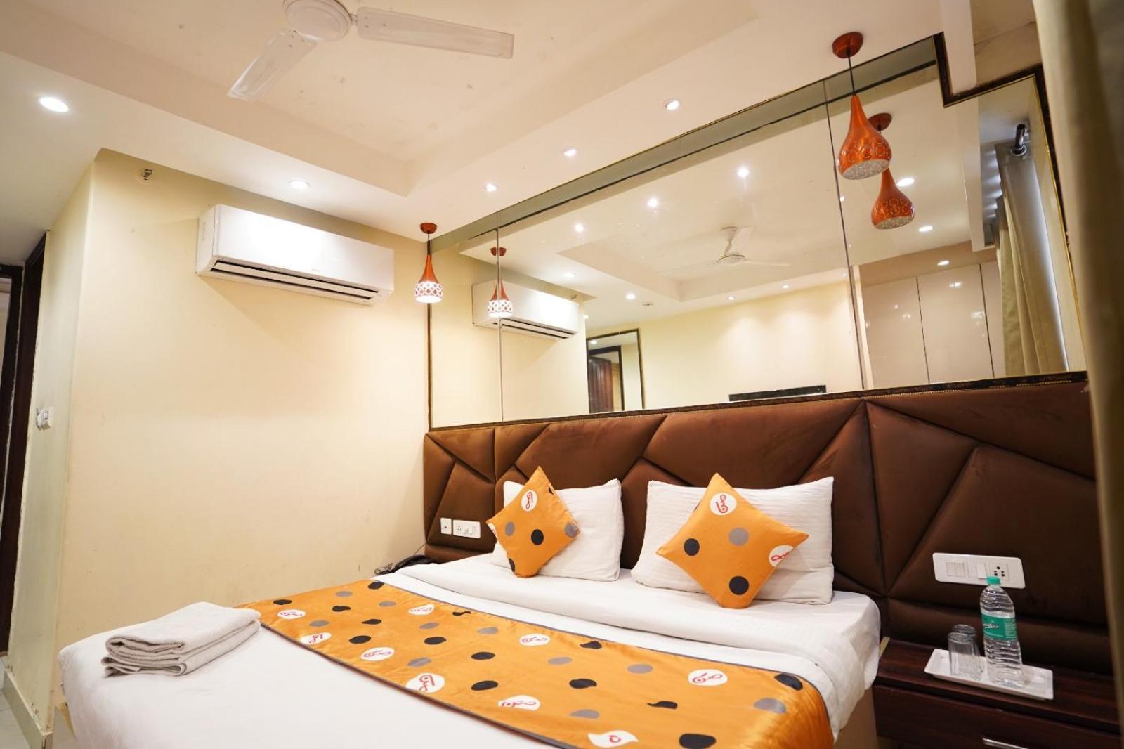 Hotel Leo Saffron - Pitampura Delhi  Dış mekan fotoğraf