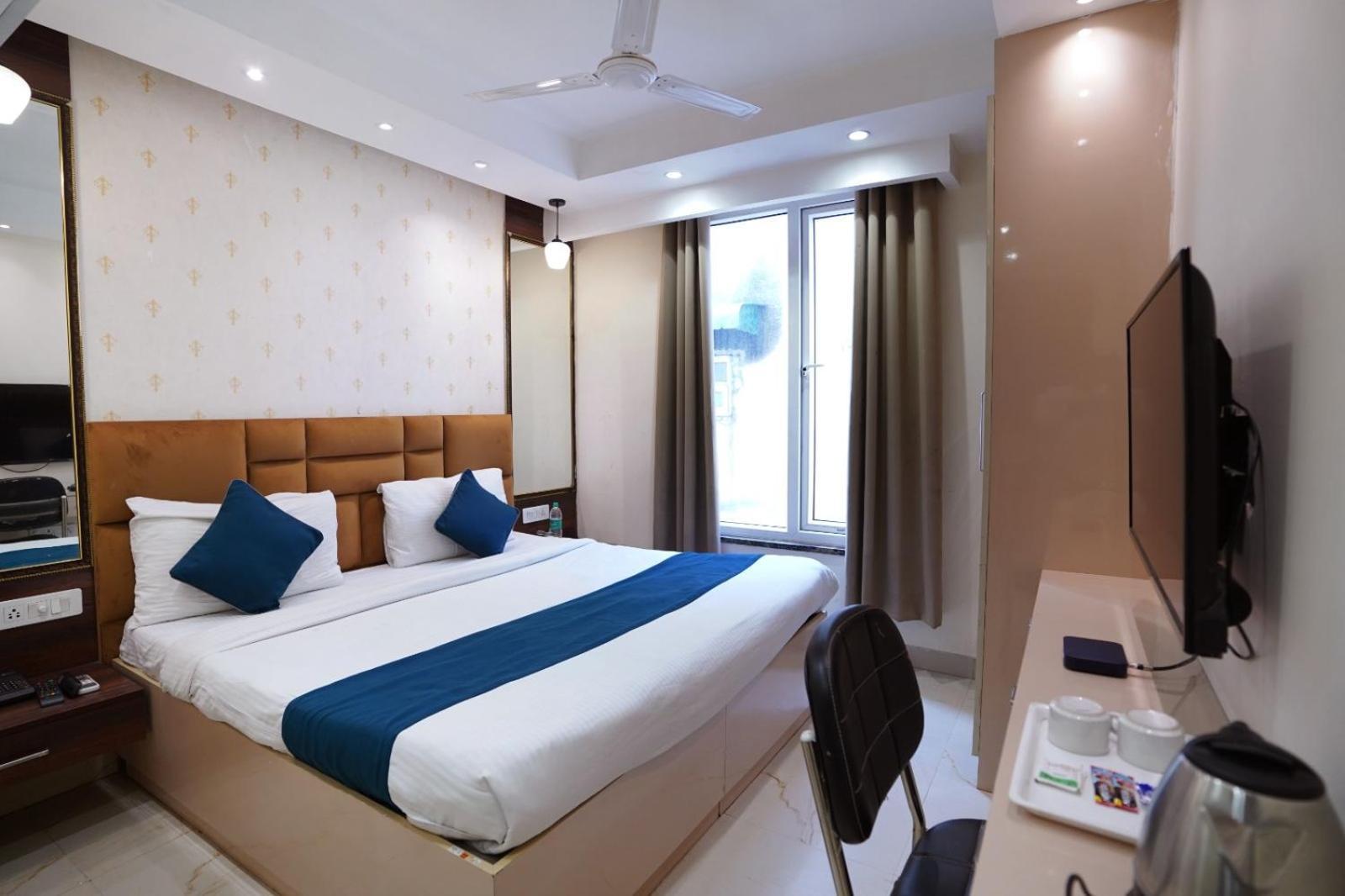 Hotel Leo Saffron - Pitampura Delhi  Dış mekan fotoğraf